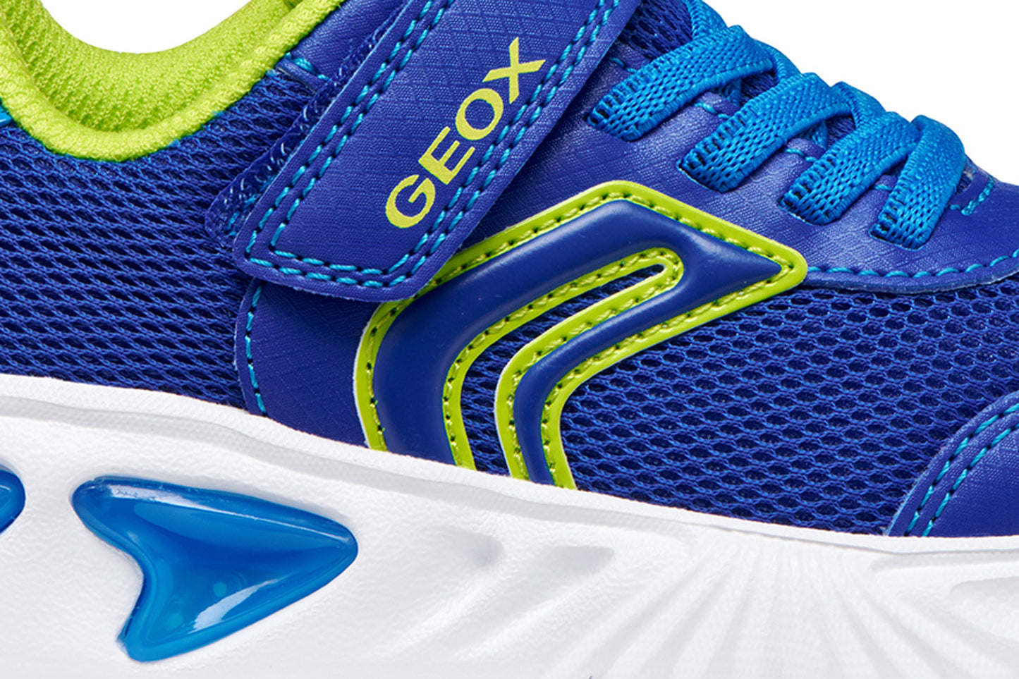 Geox J45DZC Assister